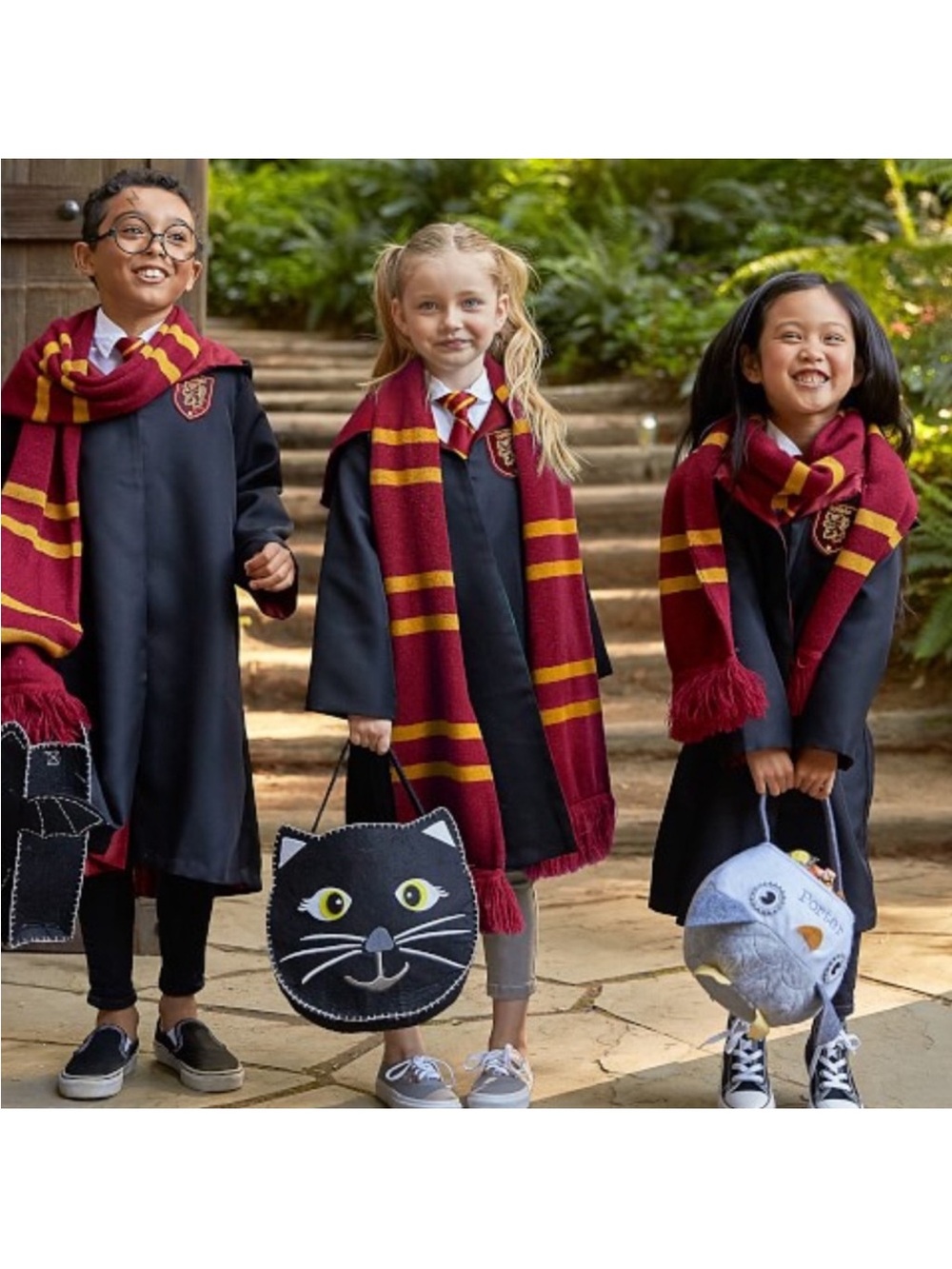Pottery Barn Kids Harry Potter Gryffindor Halloween Costume 7-8 years